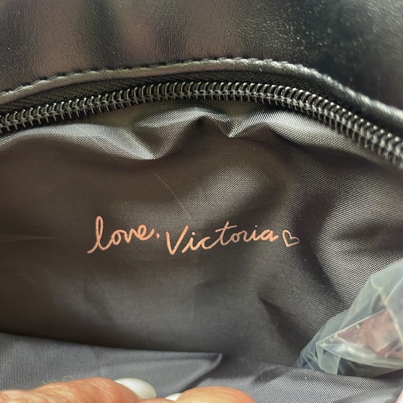 Victoria’s Secret Weekender Tote Black Corset Lace Rose Gold Accents Zipper - Picture 11 of 12